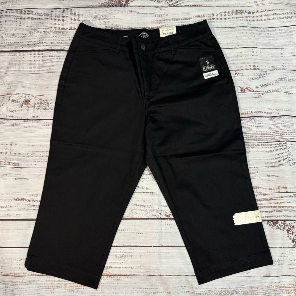 NWT St. John's Bay Black Capri Pants